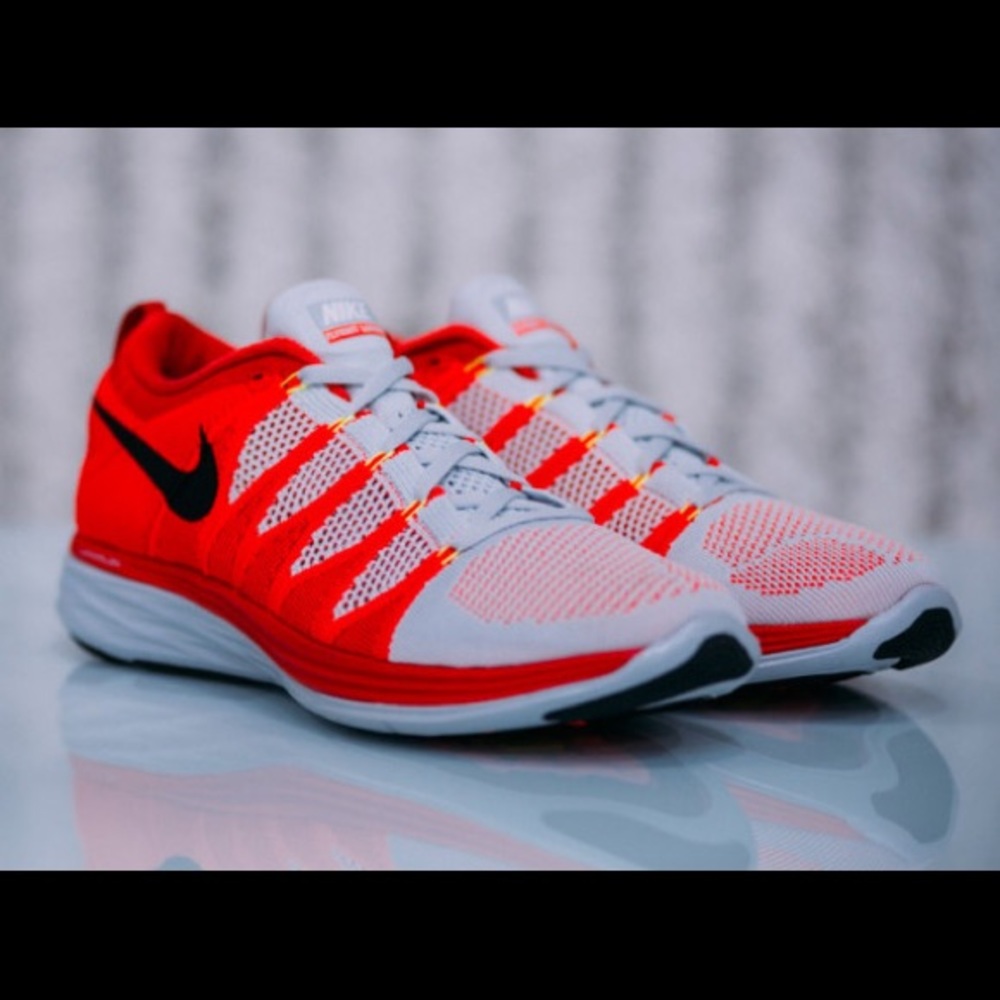 Nike flyknit lunar 2